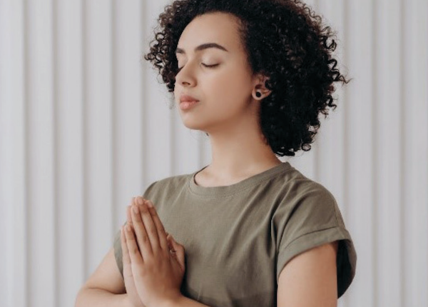 Heart Health Classes | Mercy Gilbert Medical Center | Dignity Health Yoga
