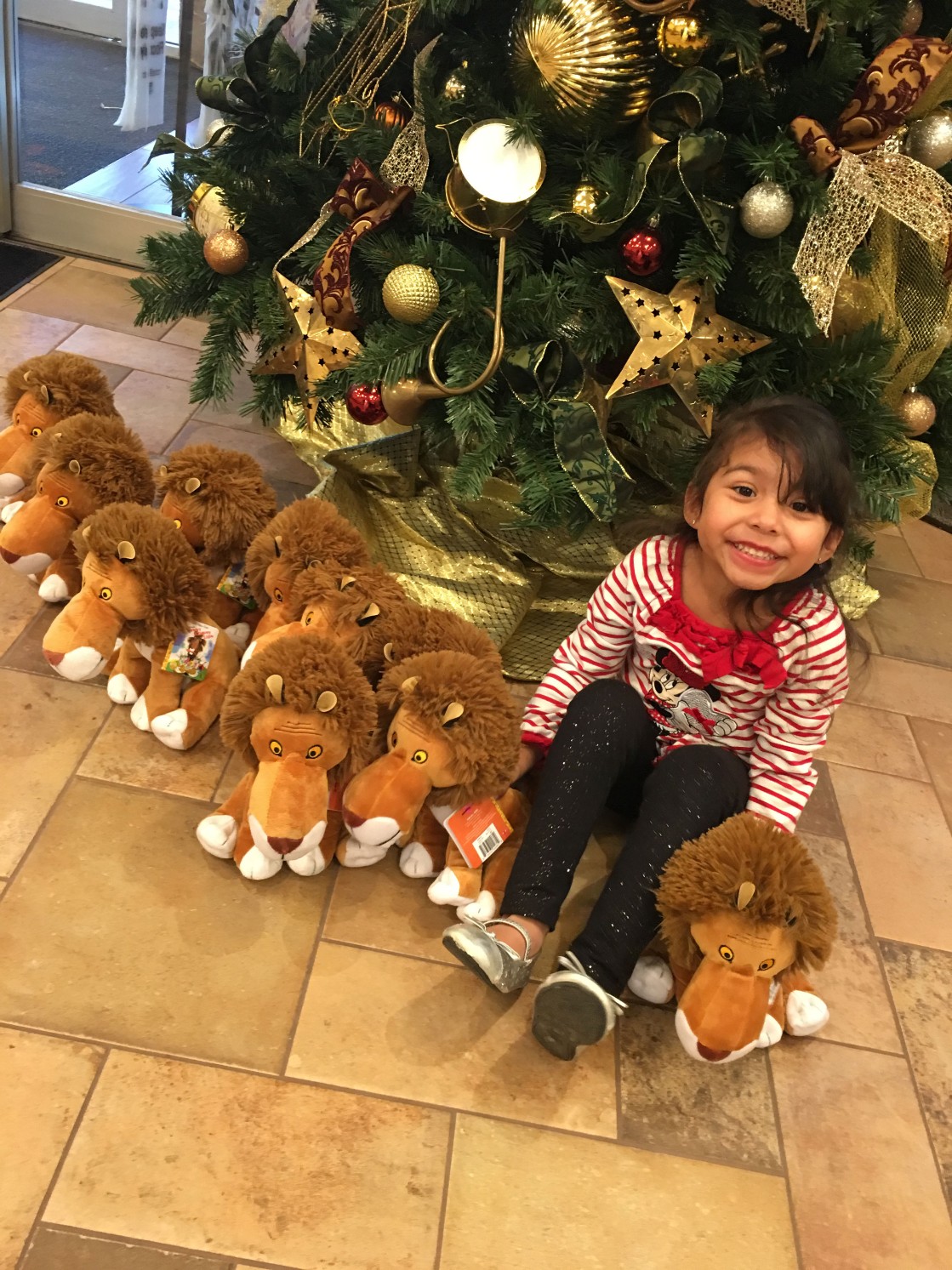 Local Girl's Generosity Continues with Donations to Marian Regional Medical Center’s Pediatric Closet Janeth Ruiz donates items she collects from her school's lost and found to the Pediatric Closet at Marian Regional Medical Center on Thursday.